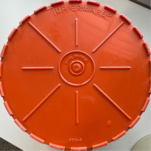 Vintage Tupperware Early 70's Orange Pitcher 2.2 Liter Push Button Vacuum Lid - Picture 3 of 9